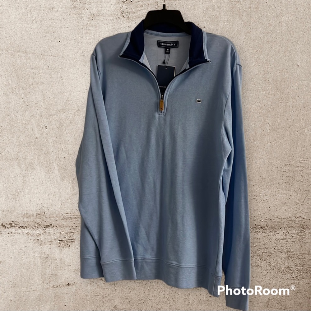 Men’s Crown and Ivy size medium sky blue/navy trim pullover 1/4 zip.